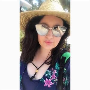 Meet your Posher, Victoria